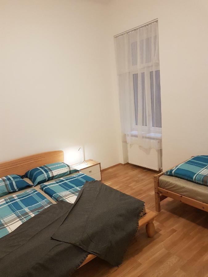 Gerald'S Apartment 12 Wina Bagian luar foto