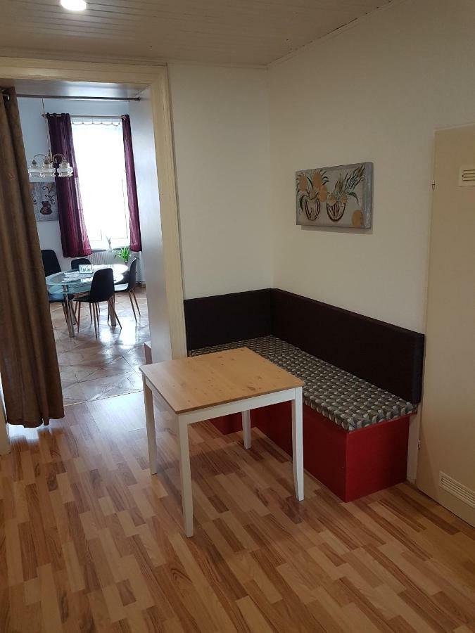 Gerald'S Apartment 12 Wina Bagian luar foto